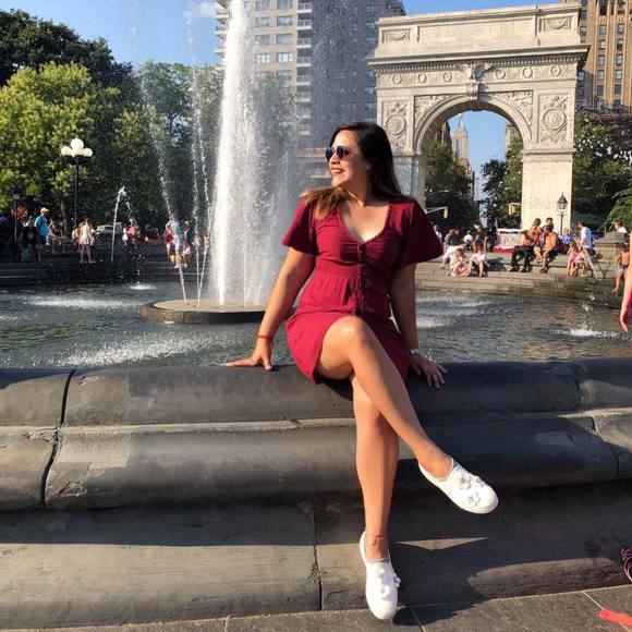 Meet your Posher, Andrea - Picture 1 of 1